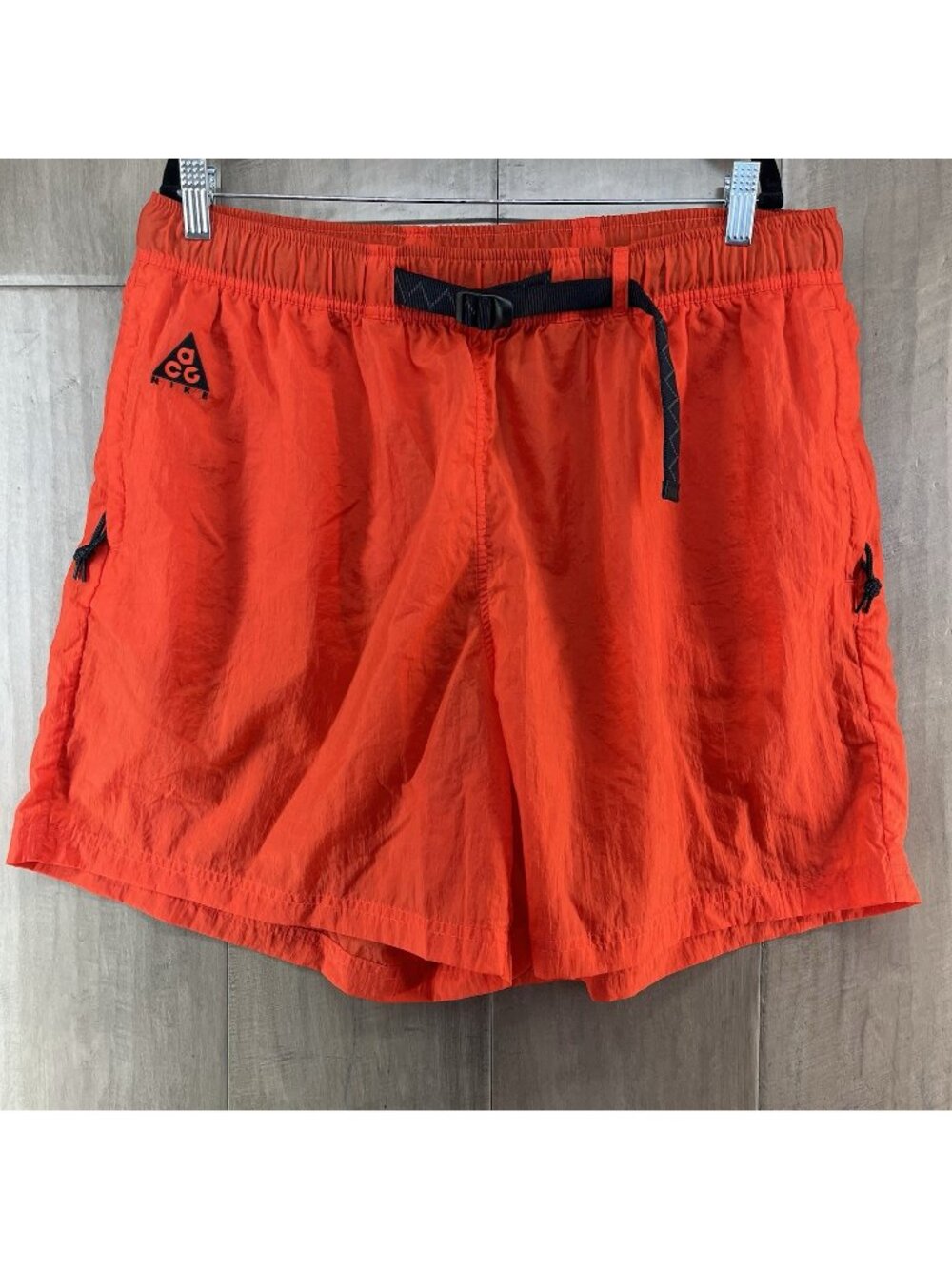 Nike ACG NRG Men's Lightweight Woven Nylon Shorts Red Size XL CD4136-634